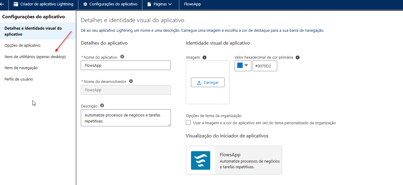 Aba Itens de utilitários do Criador de aplicativos Lightning com o componente blipDesk sendo adicionado