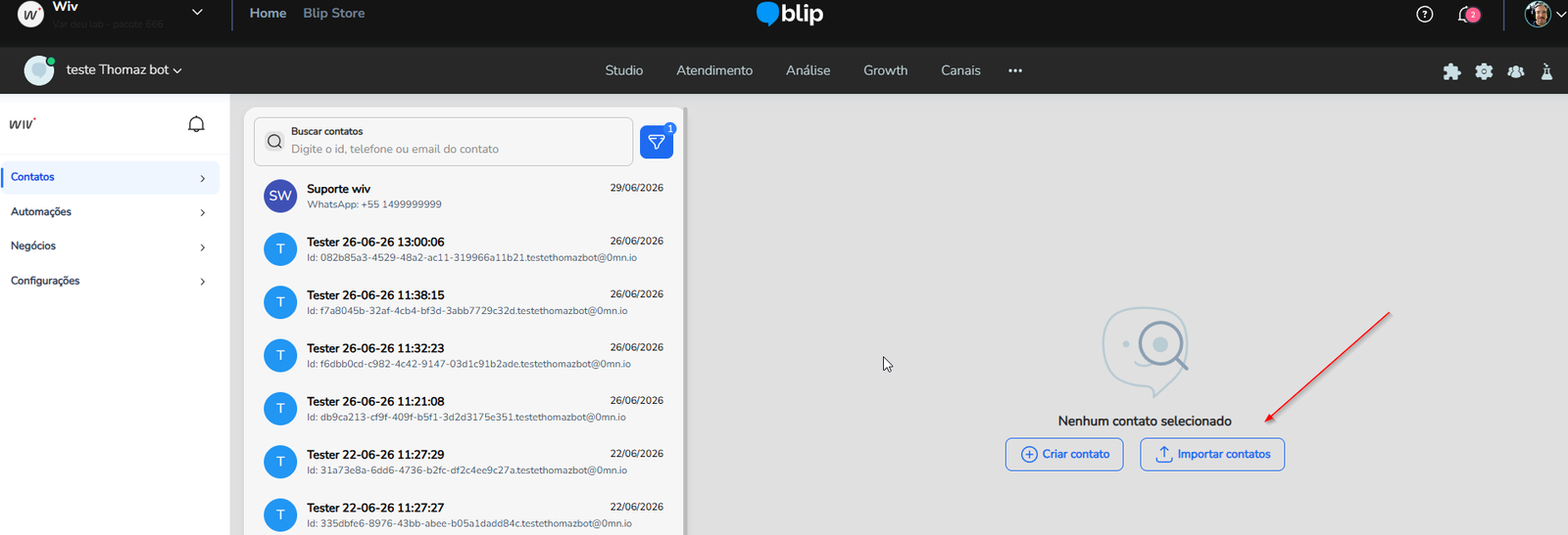 Botão Importar contatos em destaque na tela do Gerenciador de Contatos