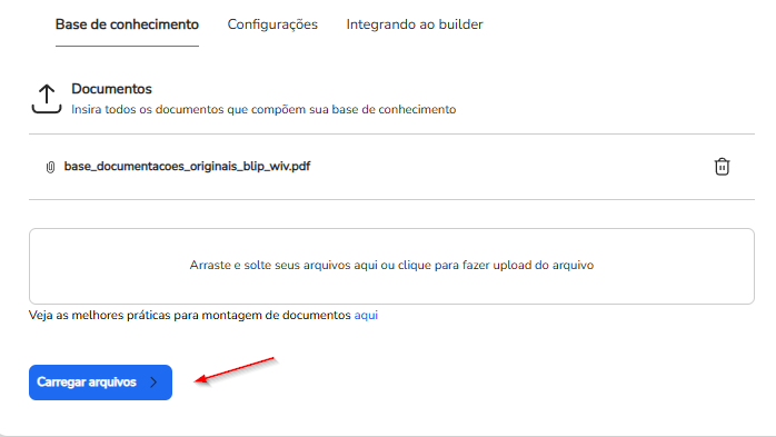Aba Base de conhecimento com a área de envio de documentos e o botão Carregar arquivos