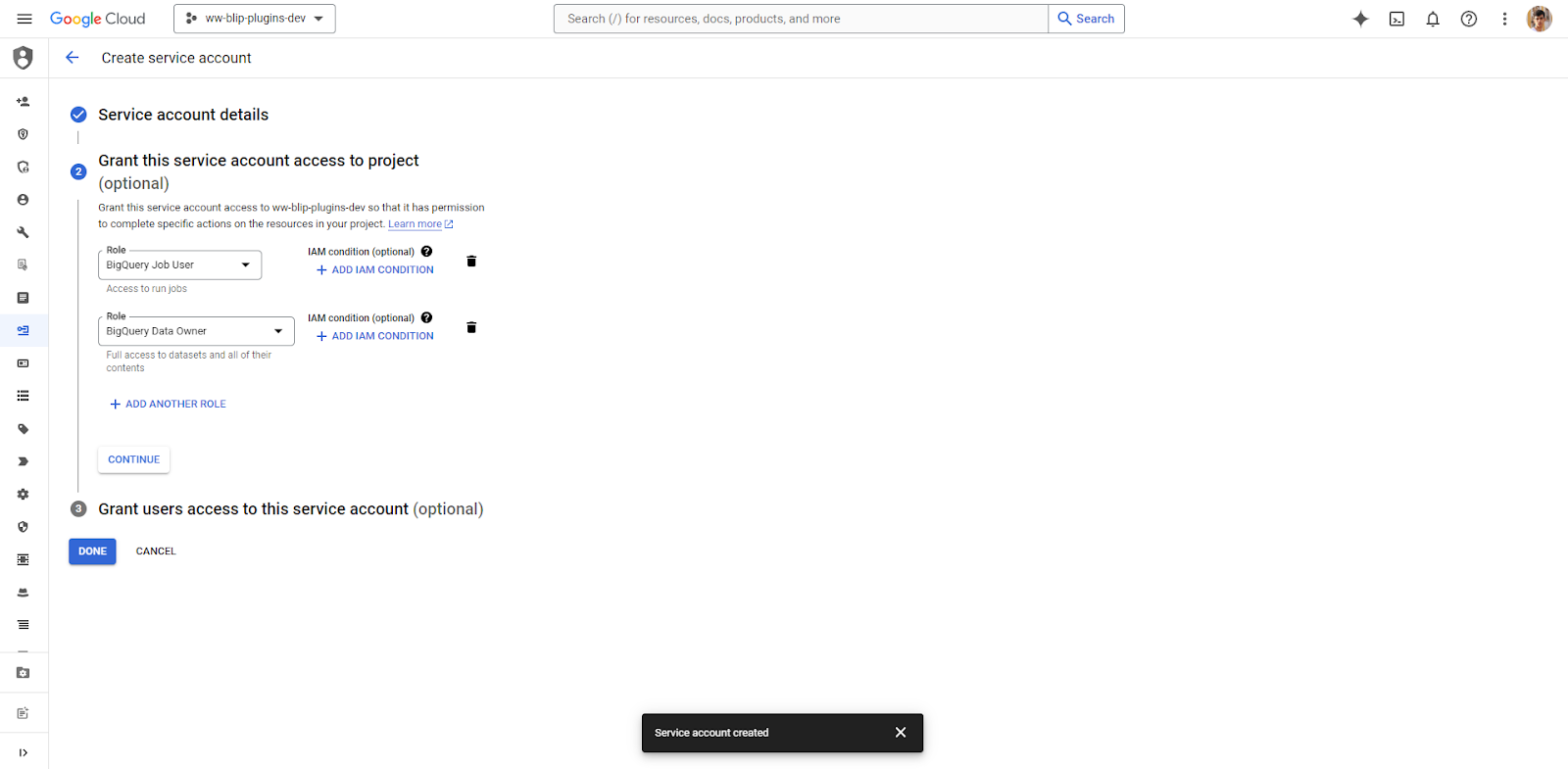 Tela de atribuição de papéis da conta de serviço com os papéis do BigQuery selecionados