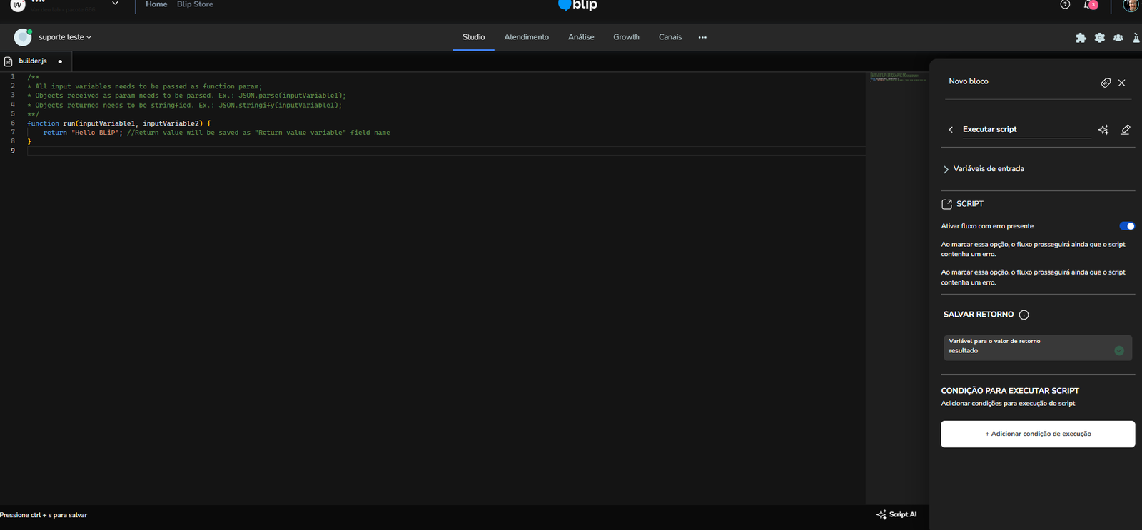 Painel do Script Assistant aberto com as opções Explicar código, Refatorar código, Corrigir código e o campo de conversa
