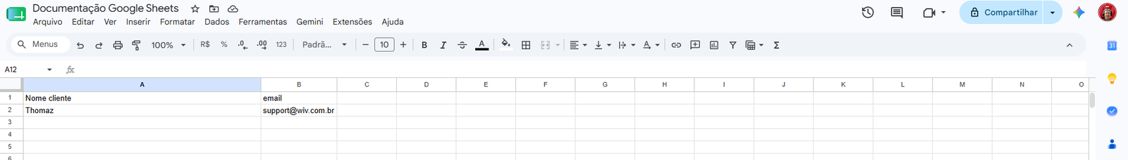 Nova linha com o nome e o e-mail adicionada à planilha do Google Sheets